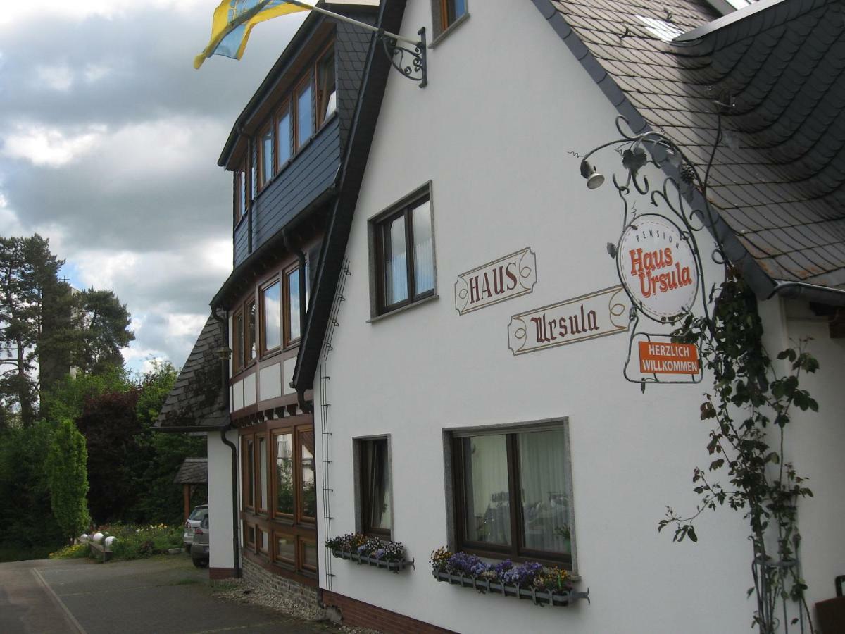 Pension Haus Ursula โคเบลนซ์ ภายนอก รูปภาพ
